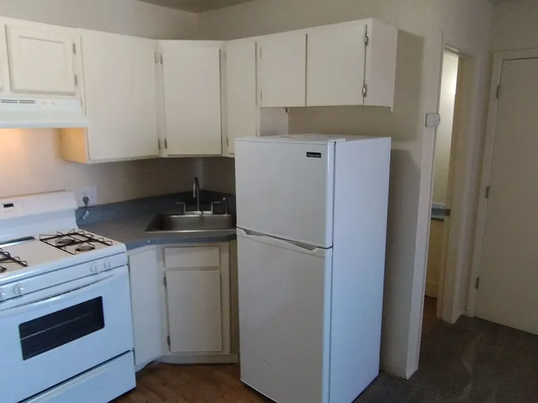 2426 Garfield Ave SE — Photo 16