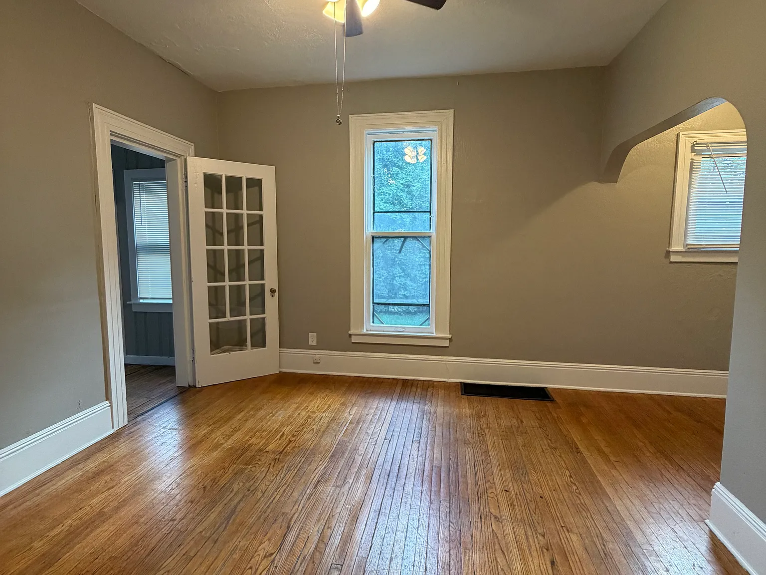 2 bed, 900 sqft, $1,650 — Photo 4