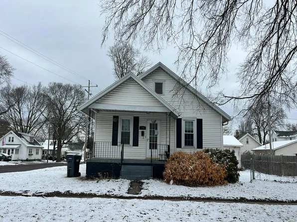 1401 Market St, Pekin, IL 61554