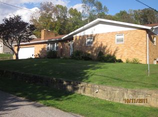 1708 Pinewood Dr, Charleston, WV