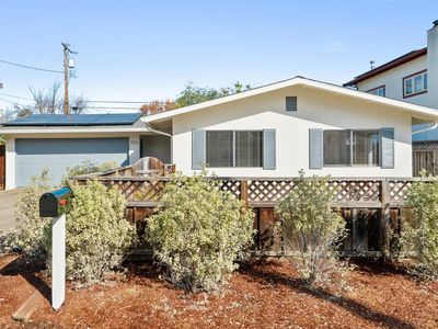 526 Harriet Ave, Aptos, CA, 95003