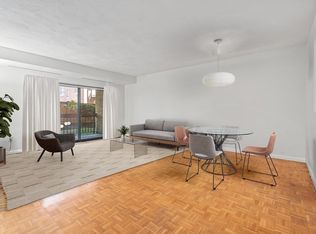 41 Centre St APT 102, Brookline, MA 02446