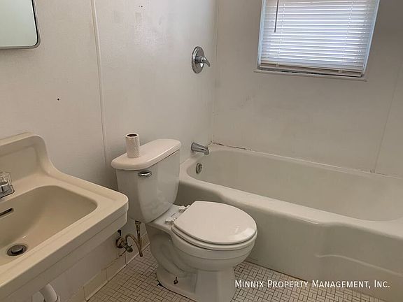 5th image of 1305 Parker St APT 3