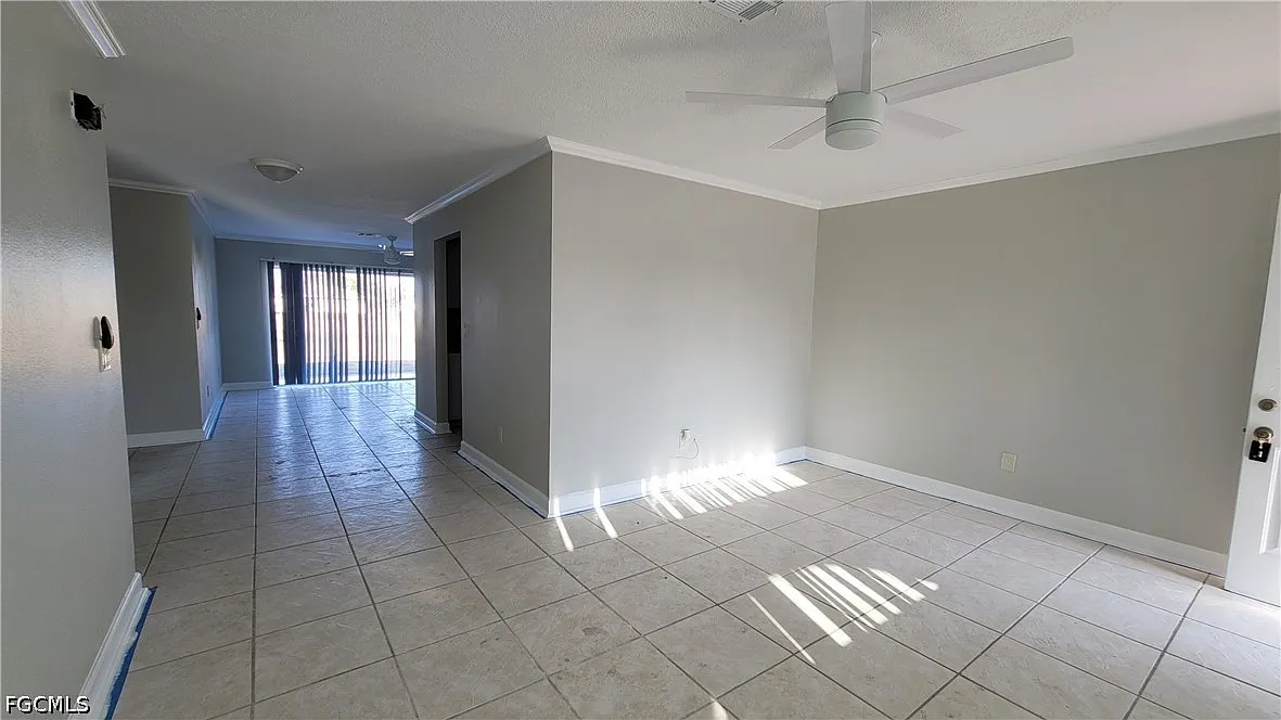 2 bed, 2.0 bath, 1110 sqft, $1,425 — Photo 3