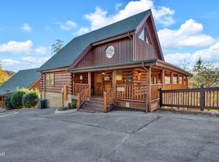2036 Cougar Crossing Way, Sevierville, TN 37876