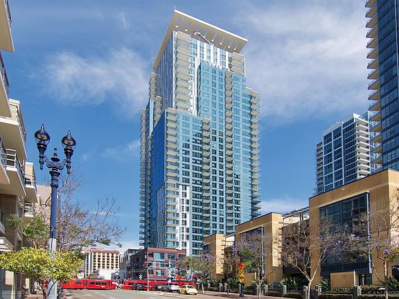 3rd image of 1388 Kettner Blvd #1901