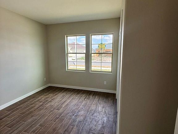 4th image of 3820 Rhine Riv