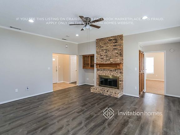 2nd image of 203 Bowie St