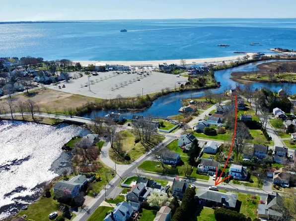 5 Birch Street, Waterford, CT 06385