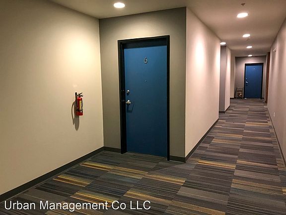 3rd image of 600 Franklin St SE APT 206