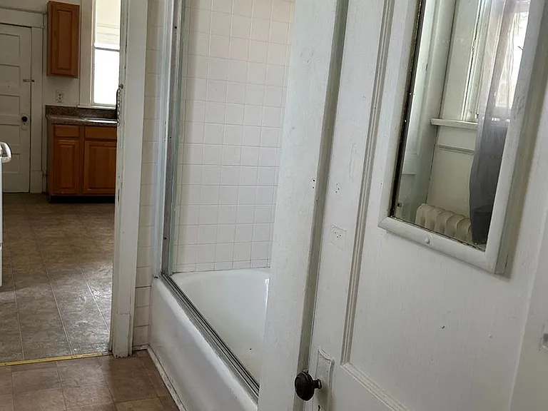 1205 Downey St — Photo 13