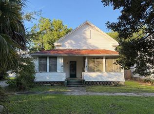 50 15th St, Apalachicola, FL 32320