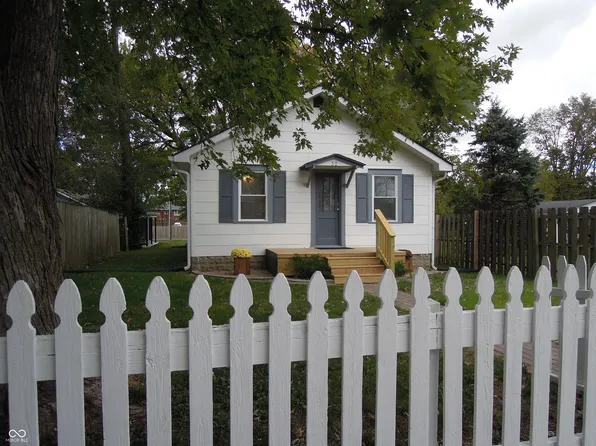 32 E South St, Mooresville, IN 46158