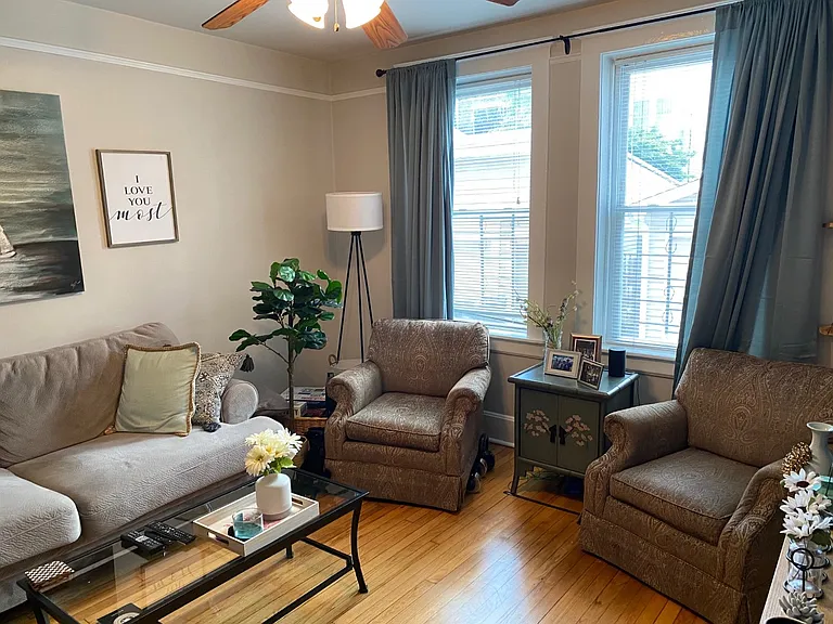 1082 N Marshfield Ave #1R — Photo 8