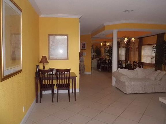 2nd image of 18423 NW 9th Ct