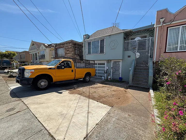 265 Lobos St — Photo 17