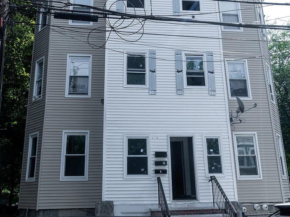 116 Lucerne St #1