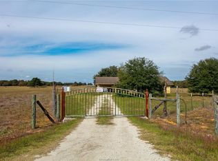 10988 S Hickory Loop, Calvert, TX 77837