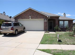 10624 Park City Trl, Fort Worth, TX 76140