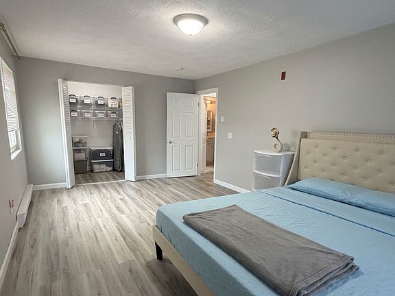 3rd image of 300 Smithfield Rd APT 2-24