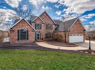 15792 E Seven Oaks Cir, Effingham, IL
