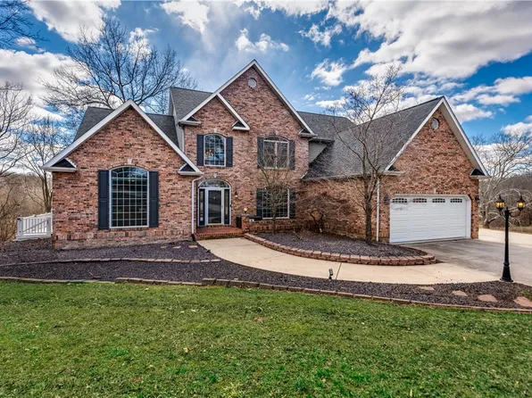 15792 E Seven Oaks Cir, Effingham, IL 62401