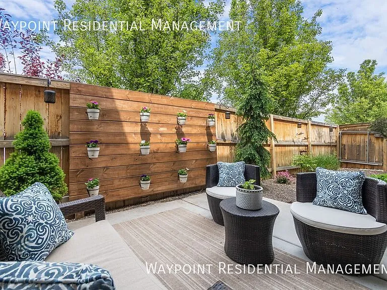 4342 S Axiom Ave — Photo 14