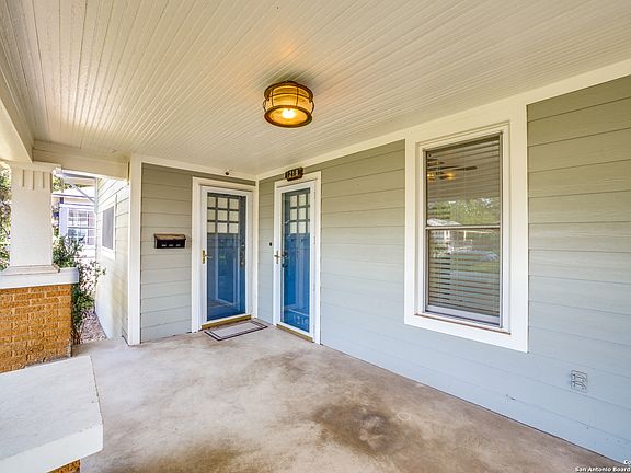 3rd image of 1219 AVANT AVE