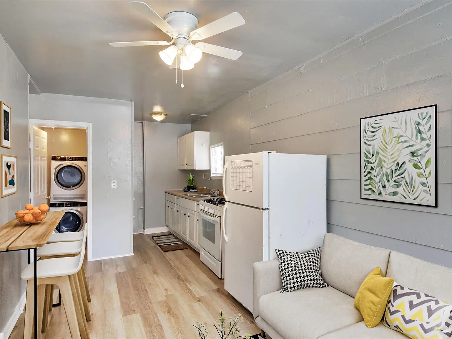1 bed, 1.0 bath, 580 sqft, $1,100 — Photo 2