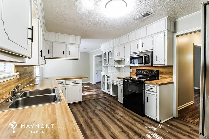 53 Stoneledge Dr — Photo 8