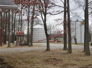 Rd Rd, Palmyra, IN 47164