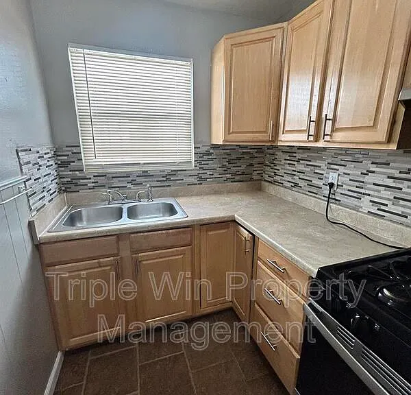 7515 Alaska Ave — Photo 18