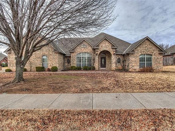 2nd image of 3109 SW 130th Pl