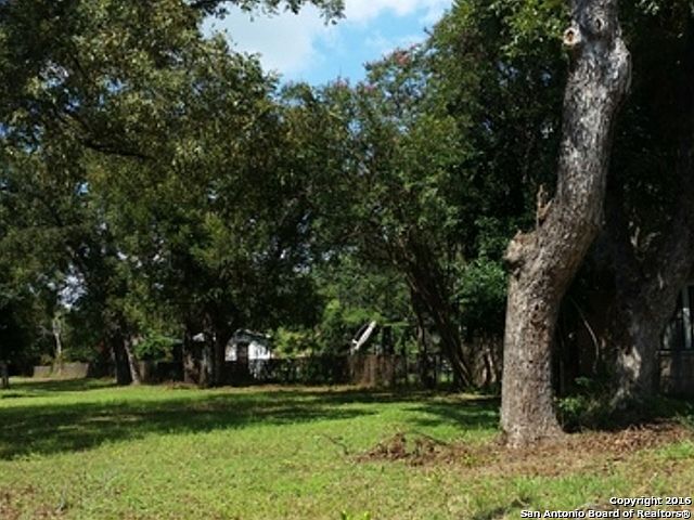 1st image of 455 Stonewall St
