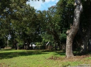 455 Stonewall St, San Antonio, TX 78214