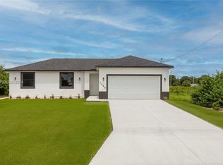 7048 Calder Cir, Labelle, FL 33935