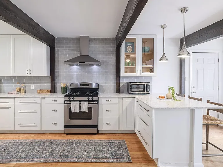 3303 S Oak Dr — Photo 11