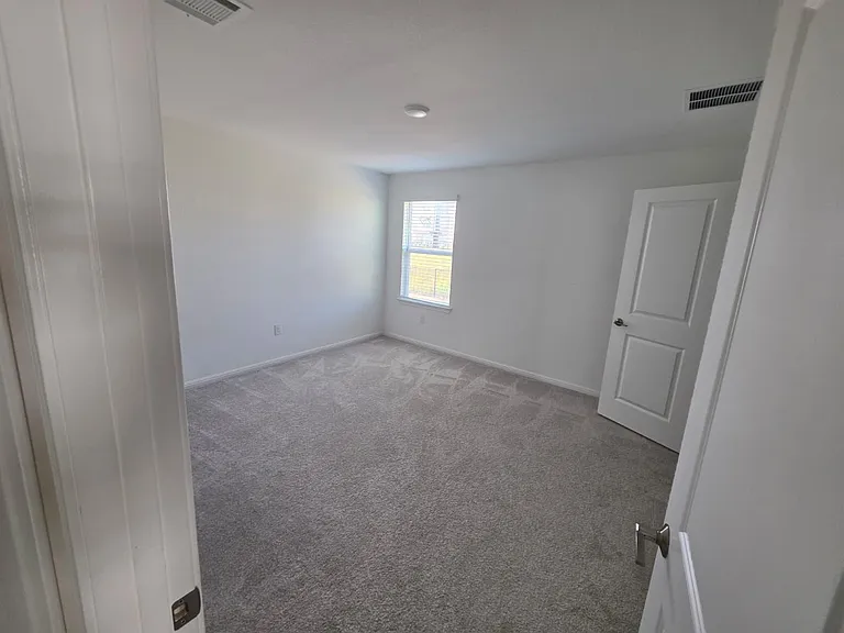 2913 Tavern Dr — Photo 20