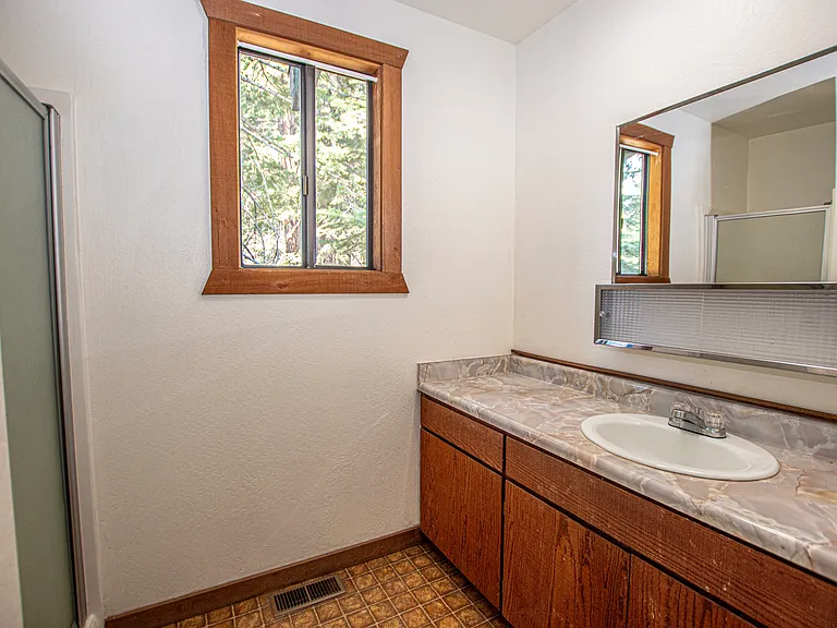 4169 Robert Ave — Photo 15