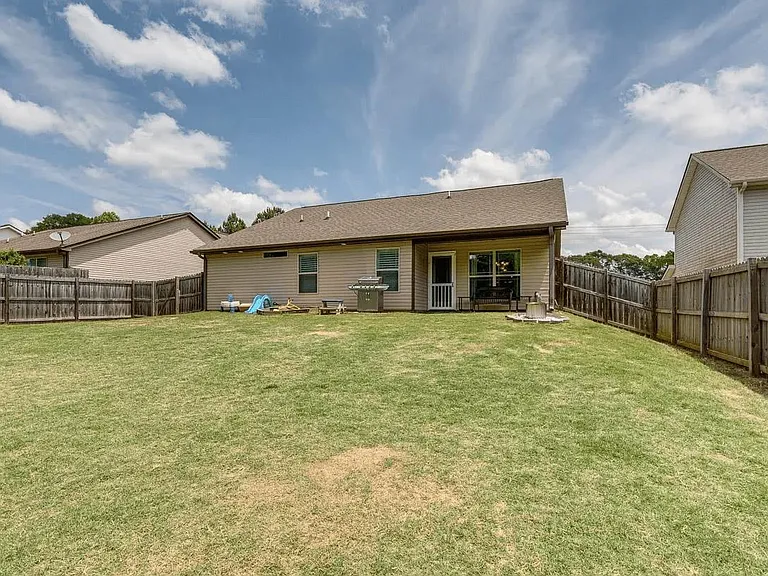1018 Poplar Drive Ext — Photo 26