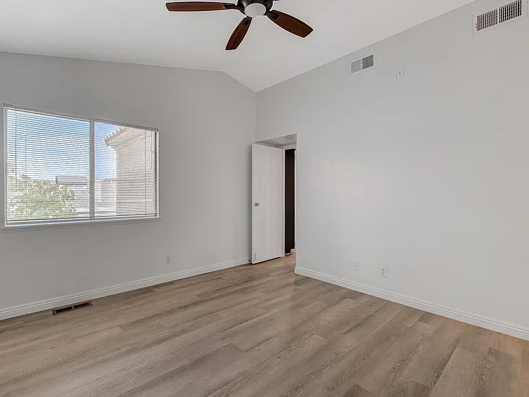 76 Megan Dr — Photo 19