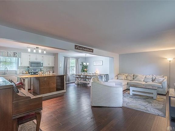 4th image of 5454 Honeyleaf Way