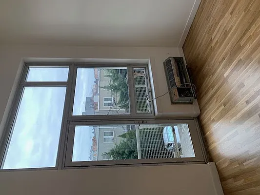 Rented by Carnegie Management Inc | media 12