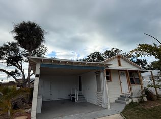 1904 2nd St, Indian Rocks Beach, FL 33785