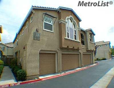 1st image of 1301 Ferry Cir #101