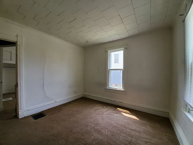Walnut St 2512 — Photo 27