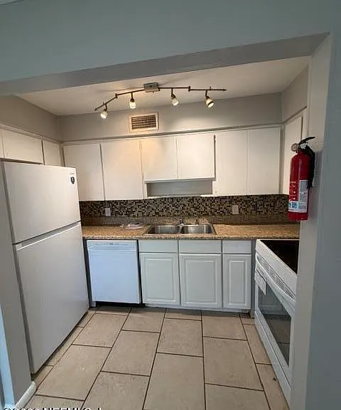 3044 Walton St #4 — Photo 2