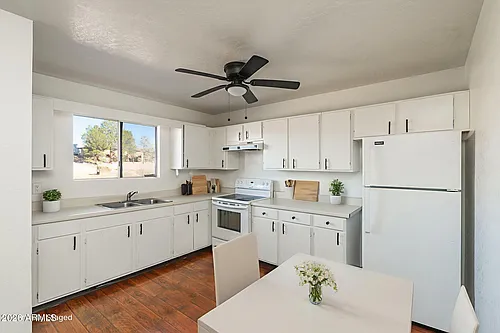 4224 E Canyon Trl #B3 Photo 1