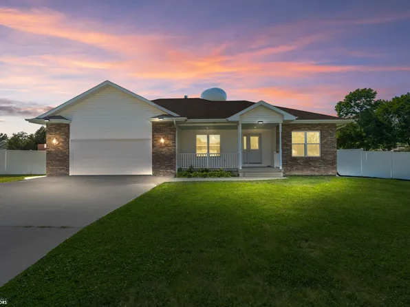 1315 Beach St, Webster City, IA 50595