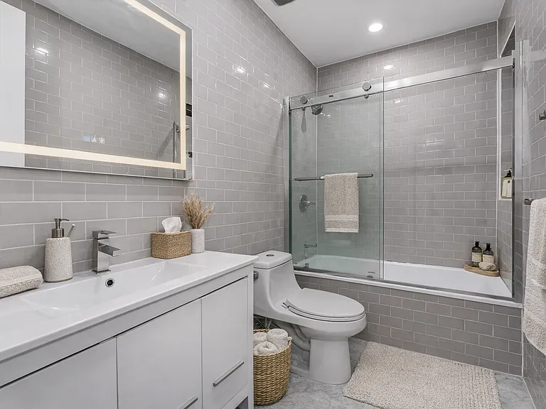 1409 Greene Ave #2 — Photo 7